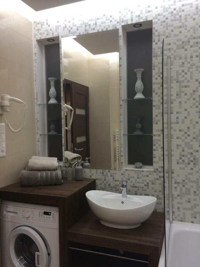 Orient Suite Sarvar Exterior photo